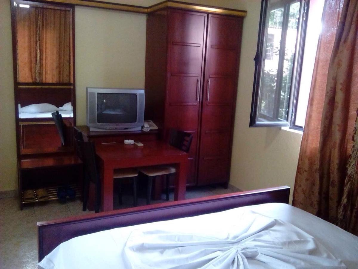 Hotel Deja Tirana Extérieur photo